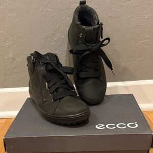 ECCO soft 7 TRED gore-tex black lined sneakers EUR 37 W 6.5